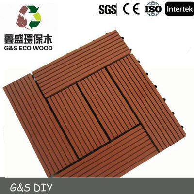 300 X 300 Wpc सजावटी दीवार पैनल लकड़ी के तल Redrose Diy इंटरलॉकिंग डेक टाइलें