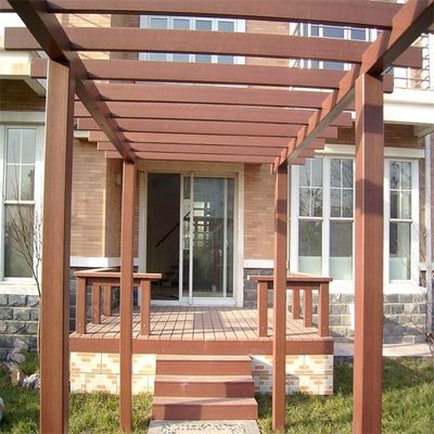 2M 2.2M लकड़ी प्लास्टिक WPC Pergola HDPE समग्र Pergola सामग्री